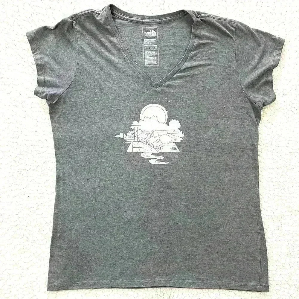 The North Face Gray‎ Cotton Blend V-Neck Cap Sleeve “YOSEMITE” Tee Size XL